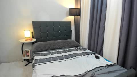 maxine online show from January 2025 07:08:01 AM