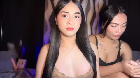 maxine online show from October 2025 09:59:01 PM