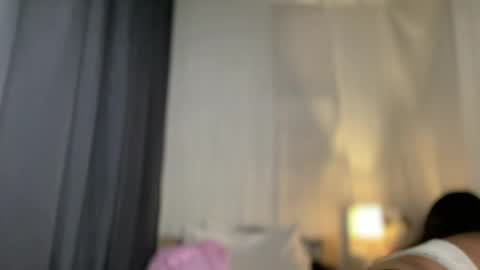 Snapshot of sexylovesappira chatting on June 2026 06:55:02 PM maxine online show from June 2026 06:55:02 PM