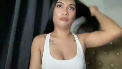 Snapshot of sexylovesappira chatting on July 2026 05:20:02 AM maxine online show from July 2026 05:20:02 AM