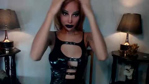 Snapshot of sexylusty2258 chatting on May 2026 02:49:02 AM Queen Sofia online show from May 2026 02:49:02 AM