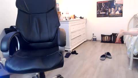 Vincent Vega online show from March 2025 05:56:01 PM