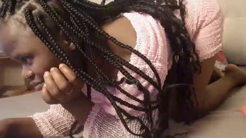 Snapshot of sexymia56 chatting on October 2025 01:37:02 AM Miss mia online show from October 2025 01:37:02 AM