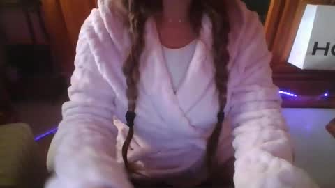 sexymisss24 online show from December 2025 09:58:02 AM