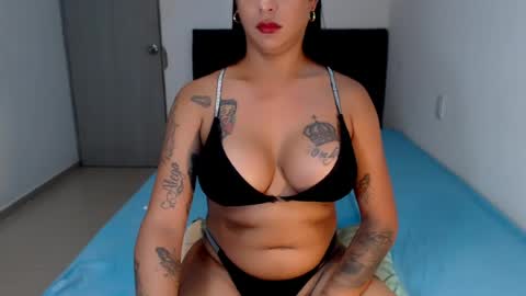 Snapshot of sexynatalia25 chatting on June 2026 06:56:01 PM Natalia Duran online show from June 2026 06:56:01 PM