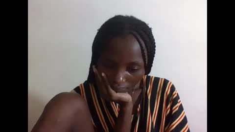 Snapshot of sexyneedle22 chatting on November 2025 08:00:01 PM VIVIAN online show from November 2025 08:00:01 PM