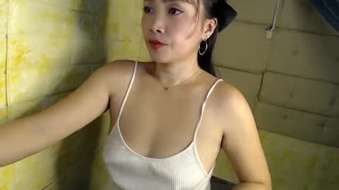 Snapshot of sexypinaymiya chatting on February 2025 03:33:02 AM Miyah online show from February 2025 03:33:02 AM