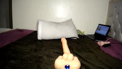 naughty slut online show from January 2025 08:29:01 AM