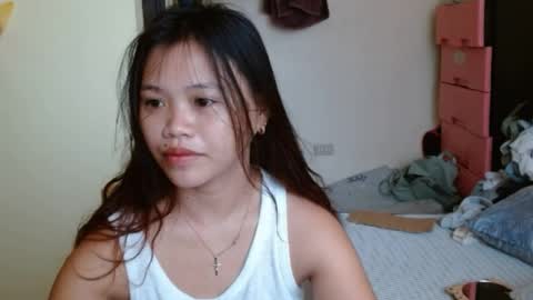Snapshot of sexyreesebunny chatting on April 2026 06:30:02 AM Reese online show from April 2026 06:30:02 AM