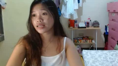 Snapshot of sexyreesebunny chatting on May 2026 04:02:01 PM Reese online show from May 2026 04:02:01 PM