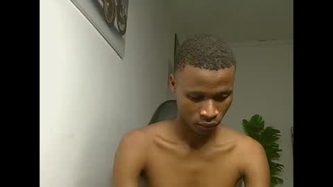 Snapshot of sexyromeo_bbc chatting on June 2026 06:54:02 PM Enzo online show from June 2026 06:54:02 PM