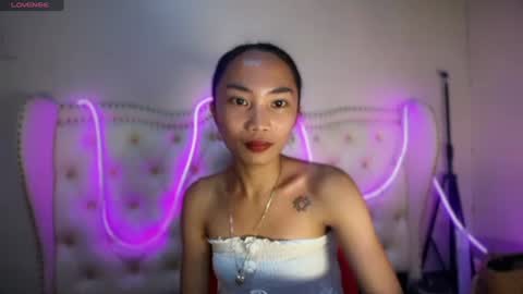 Snapshot of sexyshinixx chatting on August 2026 03:36:01 PM sexyshinixx online show from August 2026 03:36:01 PM