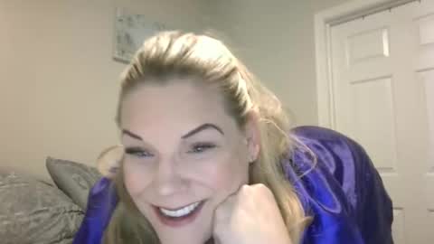 Sexysin4u online show from April 2026 05:05:02 PM