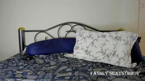 Artem online show from February 2025 07:47:02 AM