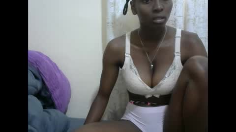 Snapshot of sexytinyy chatting on January 2026 09:24:02 AM maria online show from January 2026 09:24:02 AM