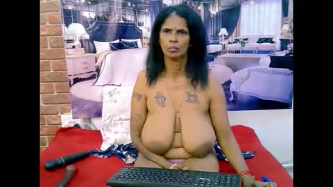 sexyva4u2luv online show from March 2026 08:37:02 PM