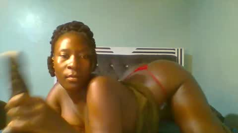 VIVIAN online show from March 2025 03:23:02 PM