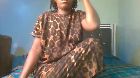 VIVIAN online show from October 2025 06:25:02 PM