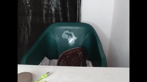 Blue online show from November 2025 08:13:01 AM