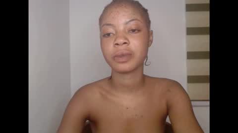 sexyxpeach online show from October 2025 02:59:02 AM