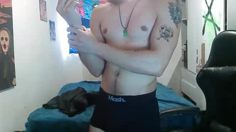 Snapshot of shacoklown chatting on March 2026 10:11:01 AM shacoklown online show from March 2026 10:11:01 AM