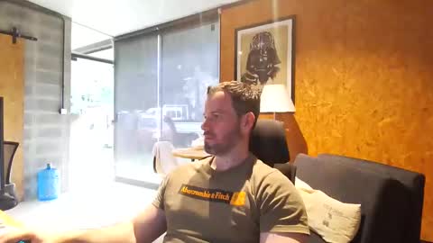 shad0w_hunter online show from April 2026 07:09:01 PM