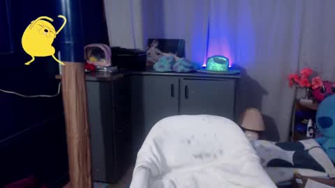 Snapshot of shaden_1 chatting on February 2025 10:44:02 PM Liz online show from February 2025 10:44:02 PM