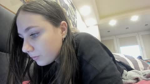 shadow_raffi online show from January 2025 01:33:02 PM