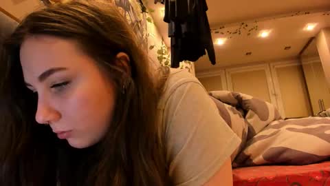 shadow_raffi online show from October 2025 06:25:02 PM