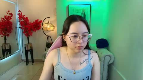 Snapshot of shady_bug chatting on May 2026 08:03:01 PM Shady online show from May 2026 08:03:01 PM