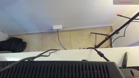 Snapshot of shairaa_m chatting on November 2025 03:27:02 AM Shaira online show from November 2025 03:27:02 AM