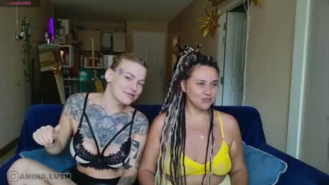 Torri and Max online show from November 2025 08:24:01 AM