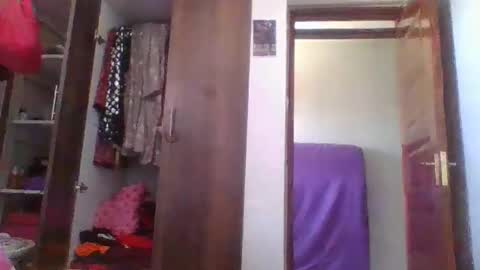 shana22222 online show from February 2026 10:52:02 AM