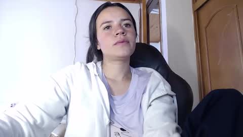 shanel_lozano online show from September 2025 05:12:02 PM