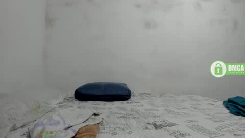 Danna online show from December 2025 08:36:02 PM