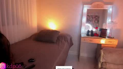 Shannol online show from April 2026 01:27:01 AM