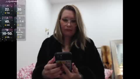 Shannon07 online show from March 2026 03:10:01 AM