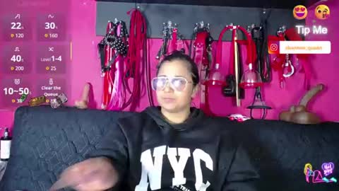 Snapshot of shannon_queen_ chatting on June 2026 04:39:02 AM Shannon online show from June 2026 04:39:02 AM