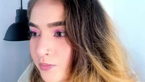 Shanntal  online show from October 2025 07:56:01 PM