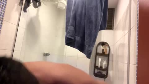 Snapshot of shanonsex1 chatting on December 2025 03:10:01 PM Tom shanon online show from December 2025 03:10:01 PM