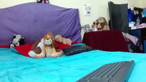 Shantal online show from February 2025 02:56:02 AM