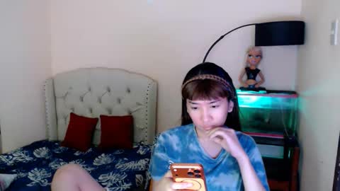 SHANTA FOX  s online show from April 2026 01:21:01 PM