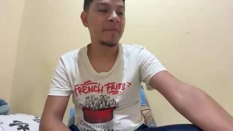 Snapshot of shantiiago7_ chatting on April 2026 02:33:02 AM shantiiago7_ online show from April 2026 02:33:02 AM