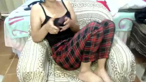 shanyflores5 online show from April 2026 12:04:01 PM