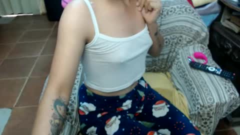 shanyflores5 online show from June 2026 12:16:02 PM