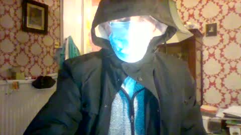 shapelyhelm1 online show from December 2024 12:19:01 AM