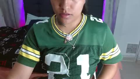 Snapshot of sharit_latina777 chatting on October 2025 02:44:01 AM sharit_latina777 online show from October 2025 02:44:01 AM
