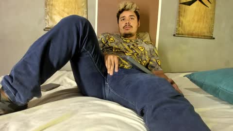 jhon deibyd online show from January 2025 02:05:01 PM