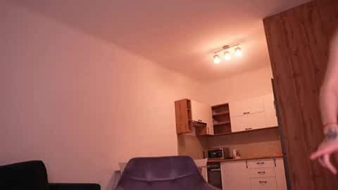 Sharlin  online show from April 2026 02:46:02 AM