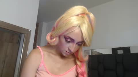 Sharlotte online show from March 2025 11:27:02 PM